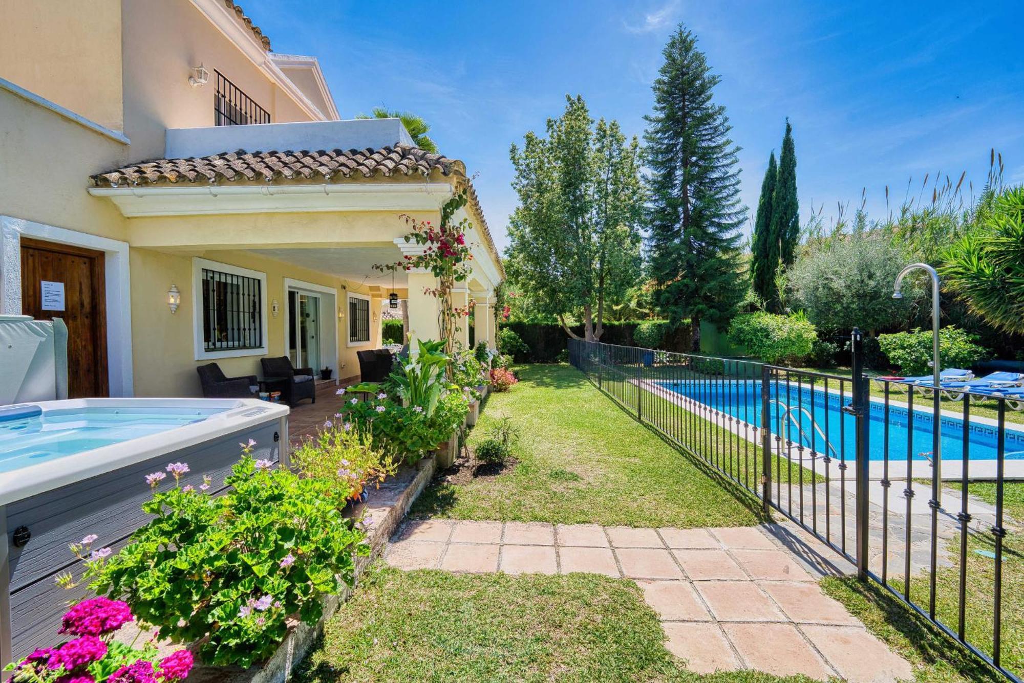 1106 Marbella Large Family Villa Естепона Екстериор снимка