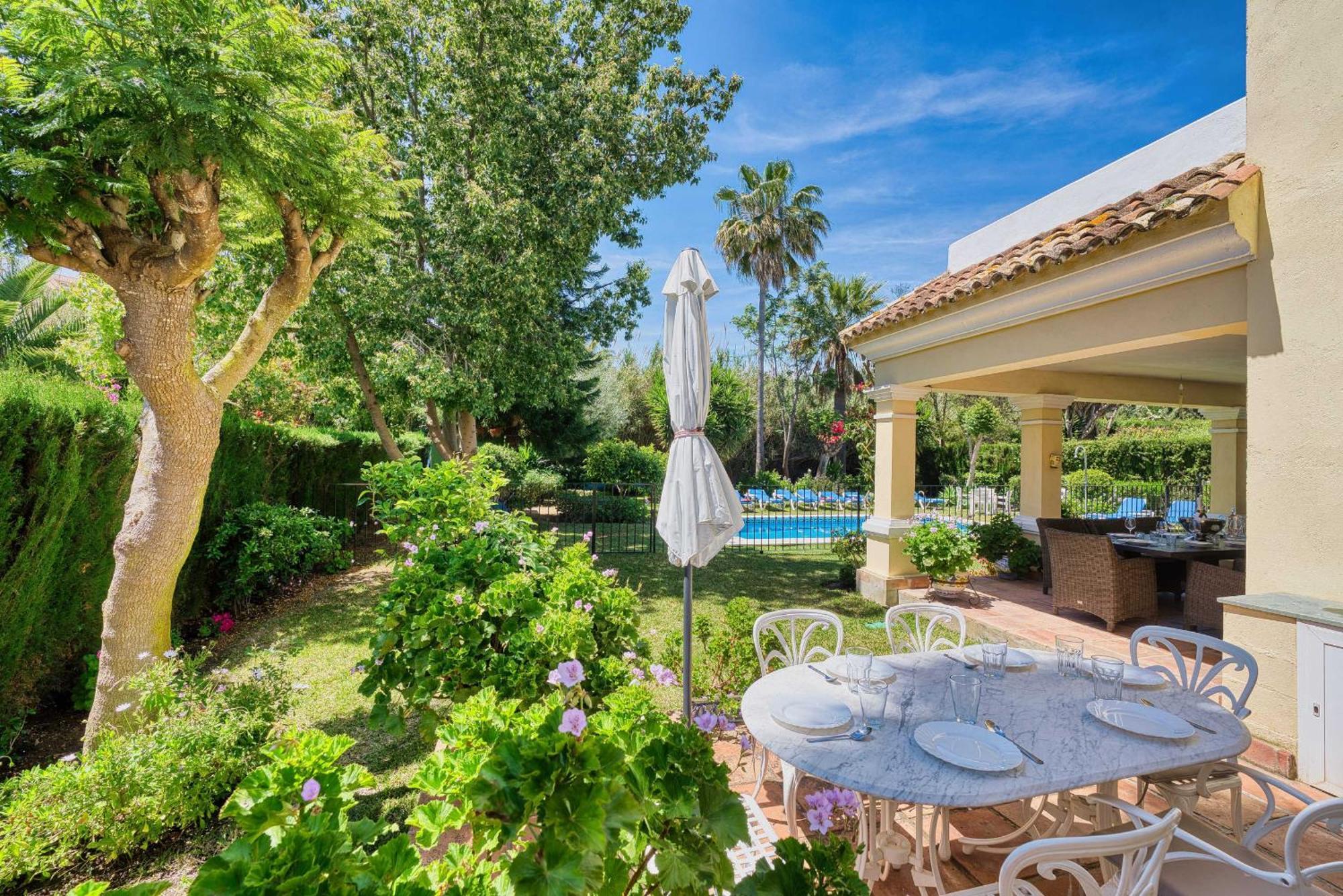 1106 Marbella Large Family Villa Естепона Екстериор снимка